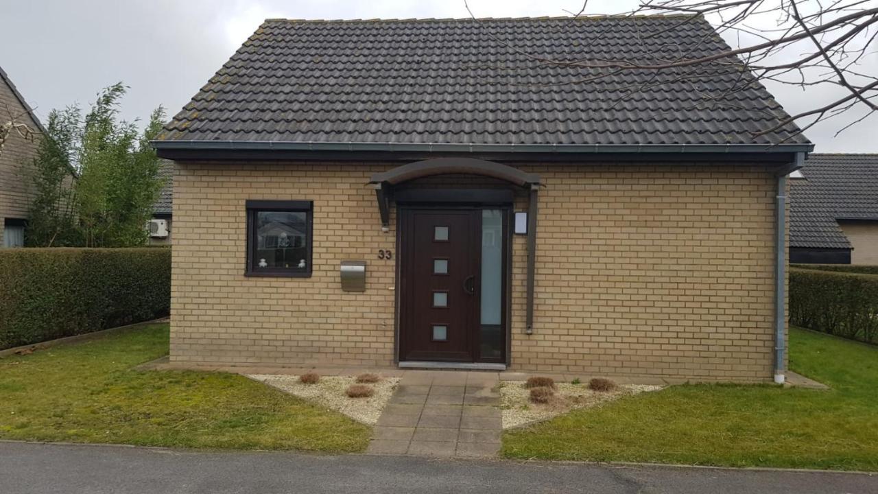 Village U33 ヤブベーケ エクステリア 写真