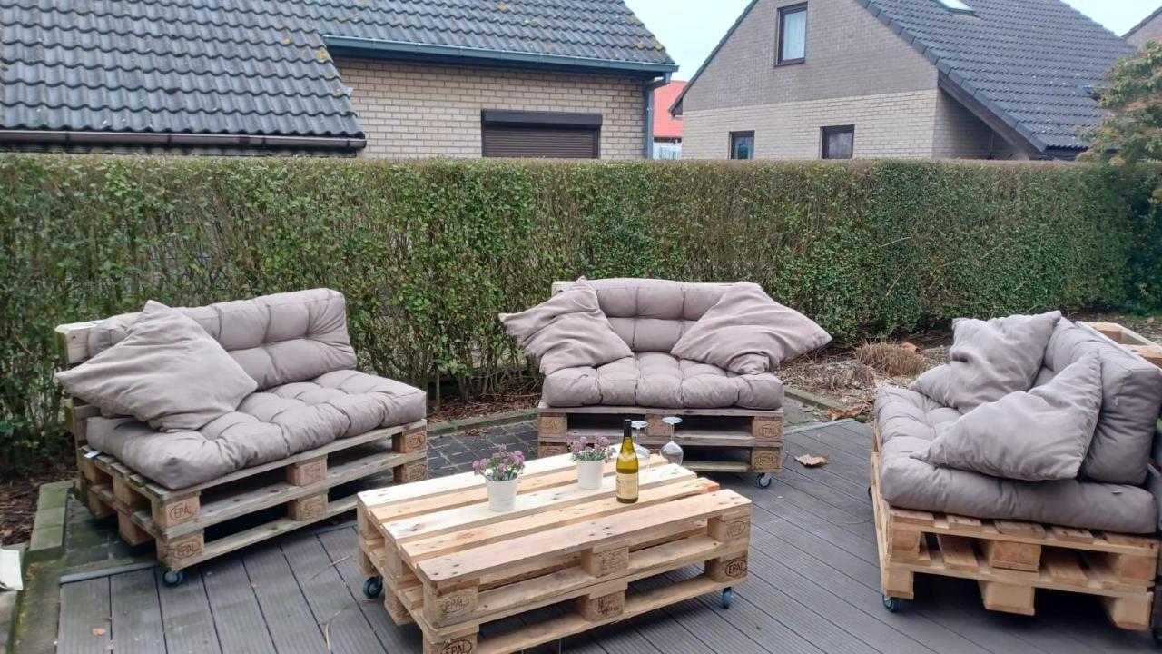 Village U33 ヤブベーケ エクステリア 写真