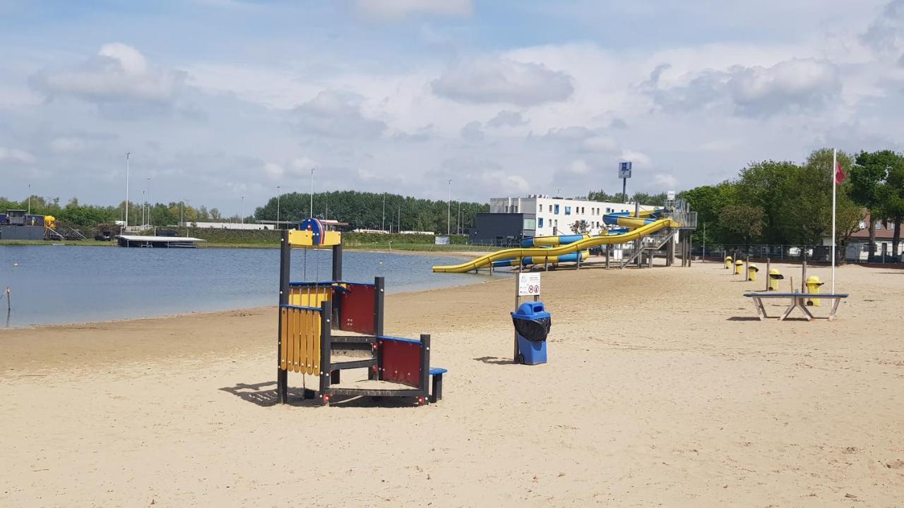 Village U33 ヤブベーケ エクステリア 写真
